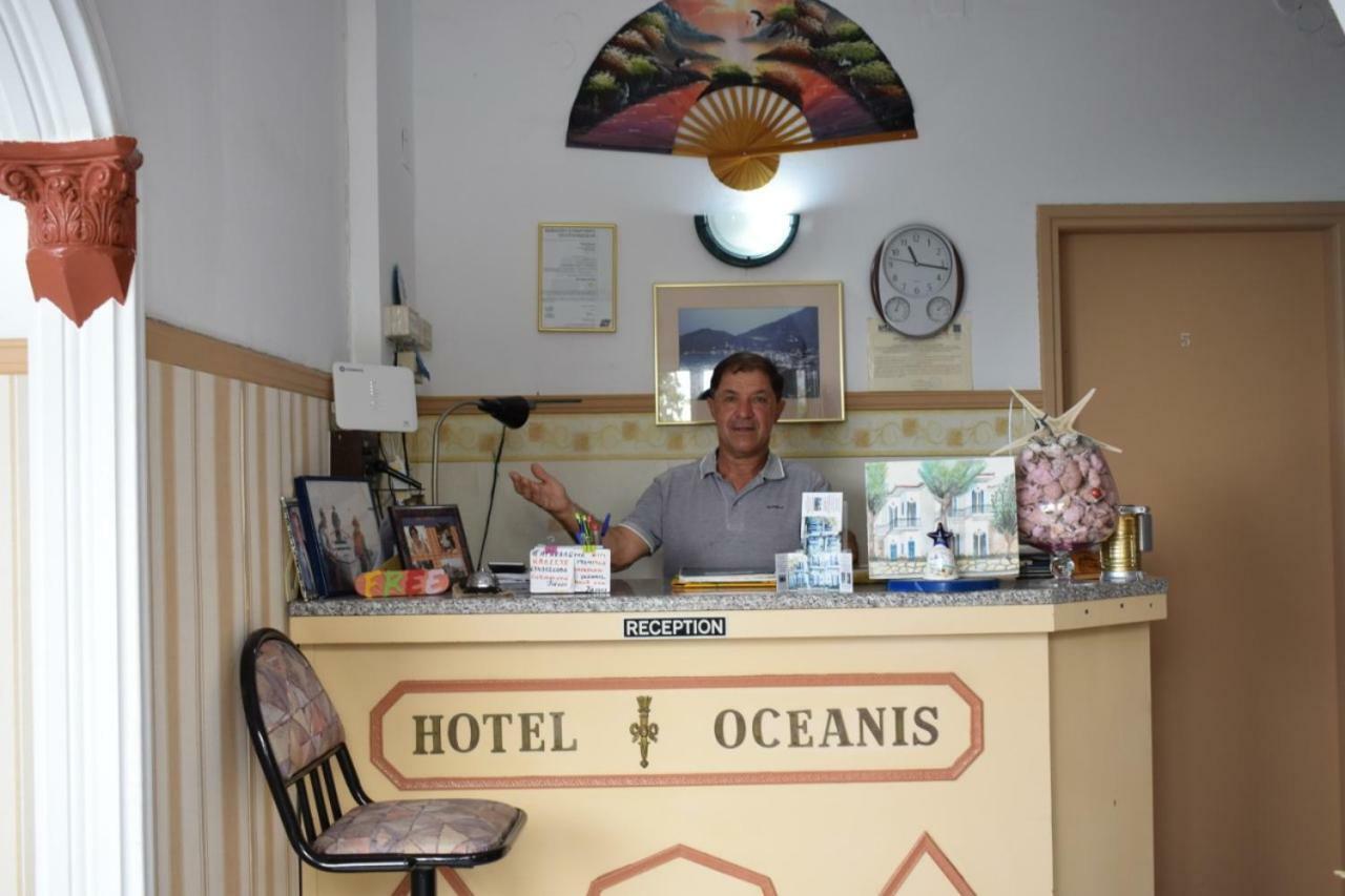Oceanis Hotel Tirós エクステリア 写真