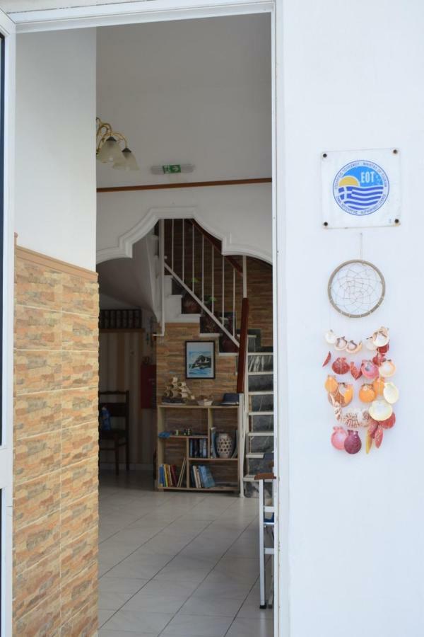 Oceanis Hotel Tirós エクステリア 写真